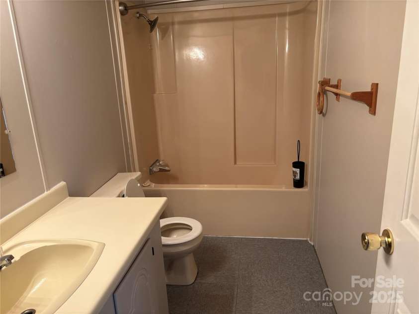 236 Bowmans Cutover Road, Taylorsville, NC 28681.  MLS# CAR4241896, YatesRealty ID 4634. 