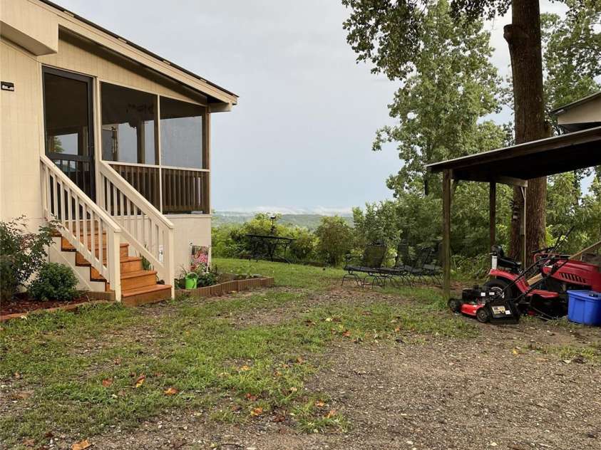 122 Starbuck Drive, Statesville, NC 28625.  MLS# CAR4415204, YatesRealty ID 46345. 