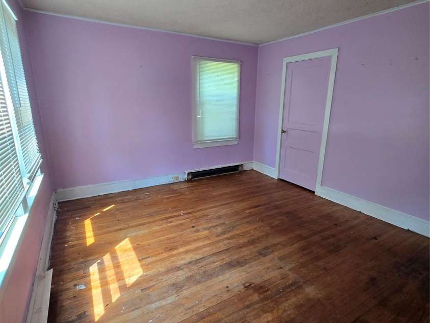 230 Presnell Street, Asheboro, NC 27203.  MLS# CAR4417146, YatesRealty ID 46346. 
