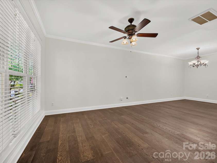 8515 Lindholm Drive, Huntersville, NC 28078.  MLS# CAR4417315, YatesRealty ID 46349. 