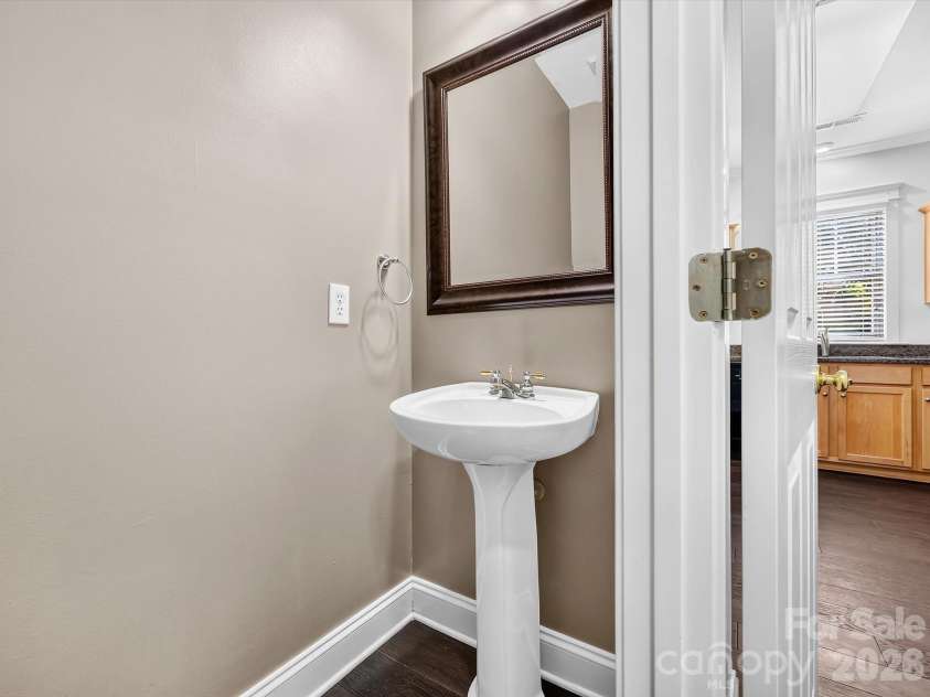 8515 Lindholm Drive, Huntersville, NC 28078.  MLS# CAR4417315, YatesRealty ID 46349. 