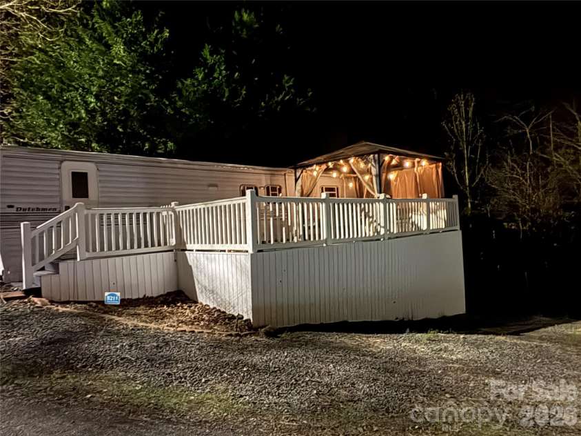 200 Badin View Road, New London, NC 28127.  MLS# CAR4351742, YatesRealty ID 4635. 