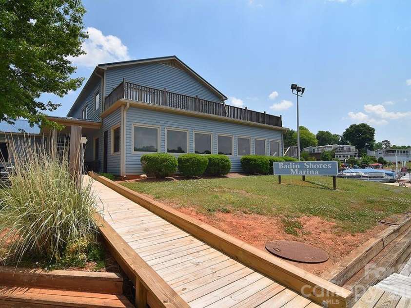 200 Badin View Road, New London, NC 28127.  MLS# CAR4351742, YatesRealty ID 4635. 