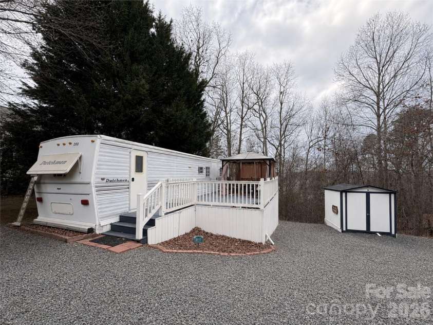 200 Badin View Road, New London, NC 28127.  MLS# CAR4351742, YatesRealty ID 4635. 