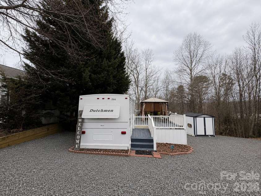 200 Badin View Road, New London, NC 28127.  MLS# CAR4351742, YatesRealty ID 4635. 