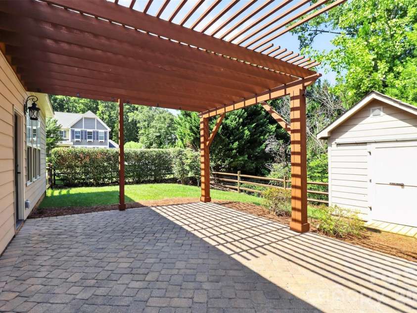5103 Forest Knoll Court, Indian Trail, NC 28079.  MLS# CAR4414057, YatesRealty ID 46353. 
