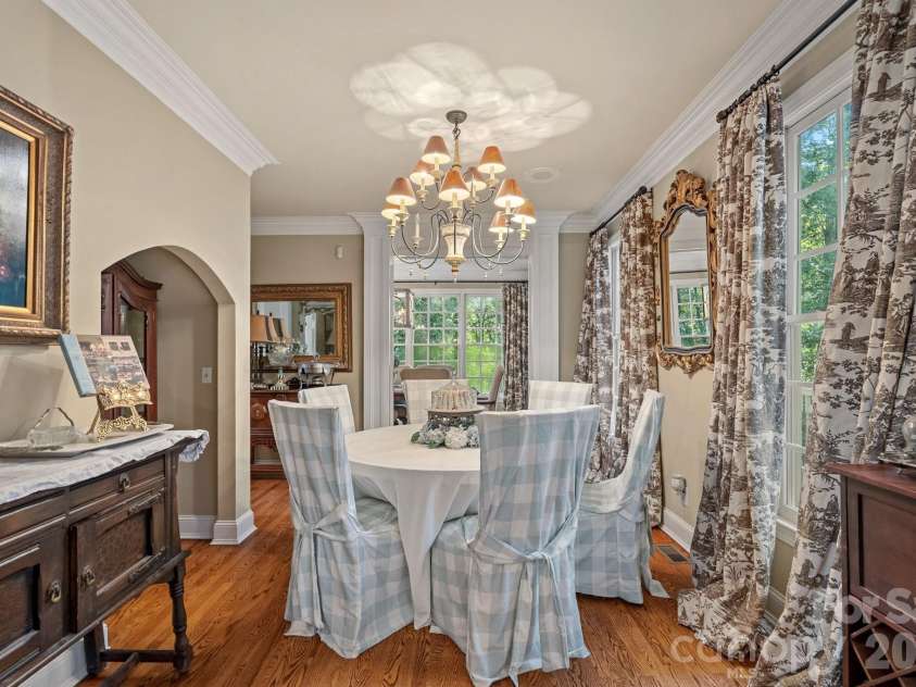 127 Celeste Estates Road, Statesville, NC 28677.  MLS# CAR4416532, YatesRealty ID 46354. 