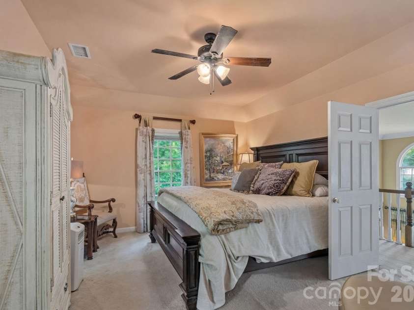 127 Celeste Estates Road, Statesville, NC 28677.  MLS# CAR4416532, YatesRealty ID 46354. 