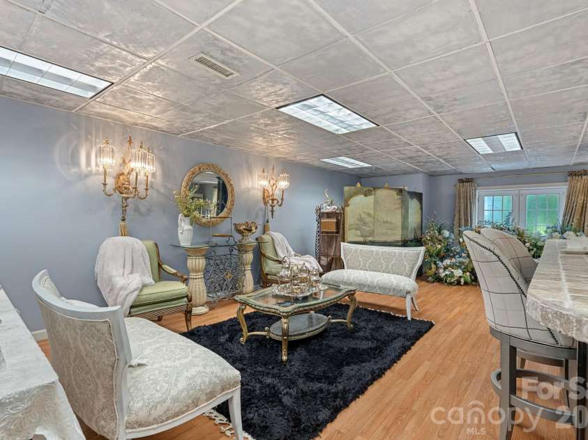 127 Celeste Estates Road, Statesville, NC 28677.  MLS# CAR4416532, YatesRealty ID 46354. 