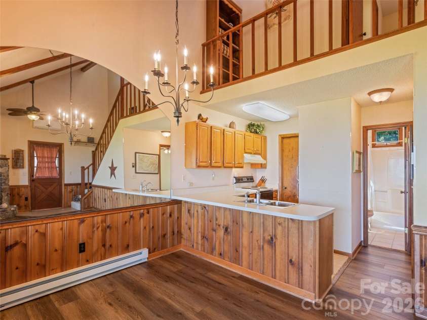 600 Brandywine Road, Waynesville, NC 28786.  MLS# CAR4384597, YatesRealty ID 46355. 
