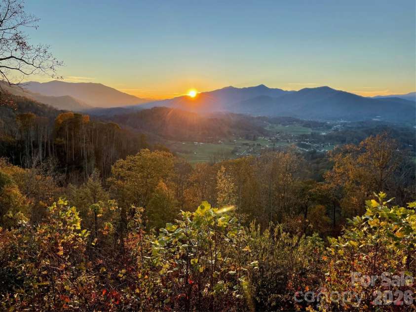 600 Brandywine Road, Waynesville, NC 28786.  MLS# CAR4384597, YatesRealty ID 46355. 