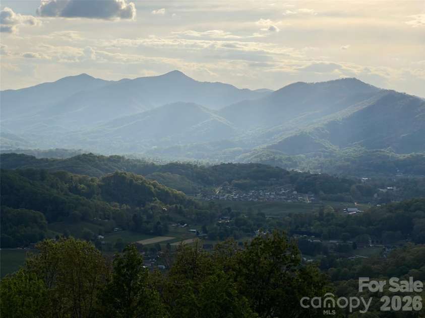 600 Brandywine Road, Waynesville, NC 28786.  MLS# CAR4384597, YatesRealty ID 46355. 