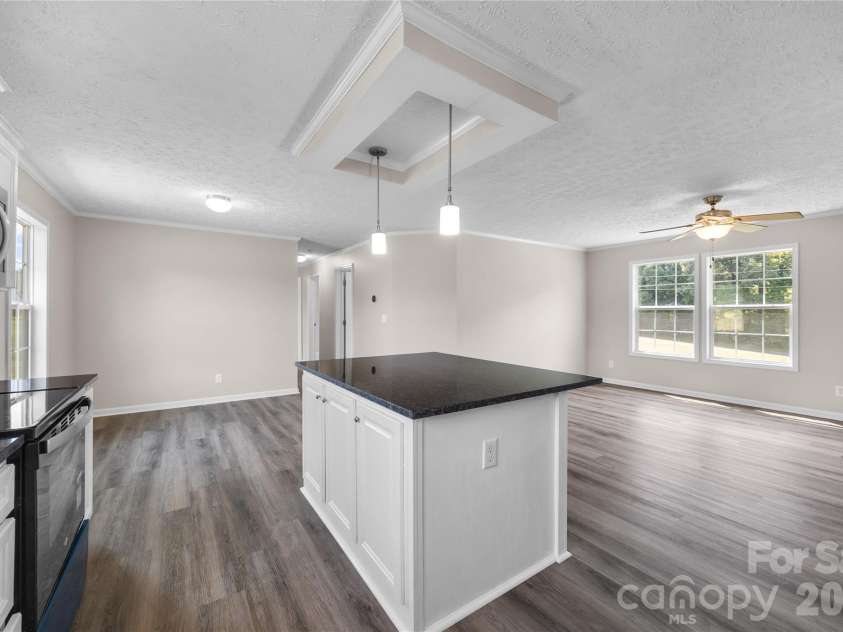 6701 Philadelphia Churc Road, Marshville, NC 28103.  MLS# CAR4415370, YatesRealty ID 46356. 
