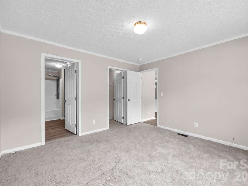 6701 Philadelphia Churc Road, Marshville, NC 28103.  MLS# CAR4415370, YatesRealty ID 46356. 