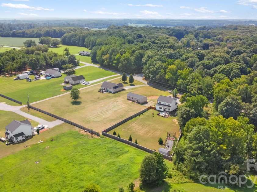 6701 Philadelphia Churc Road, Marshville, NC 28103.  MLS# CAR4415370, YatesRealty ID 46356. 