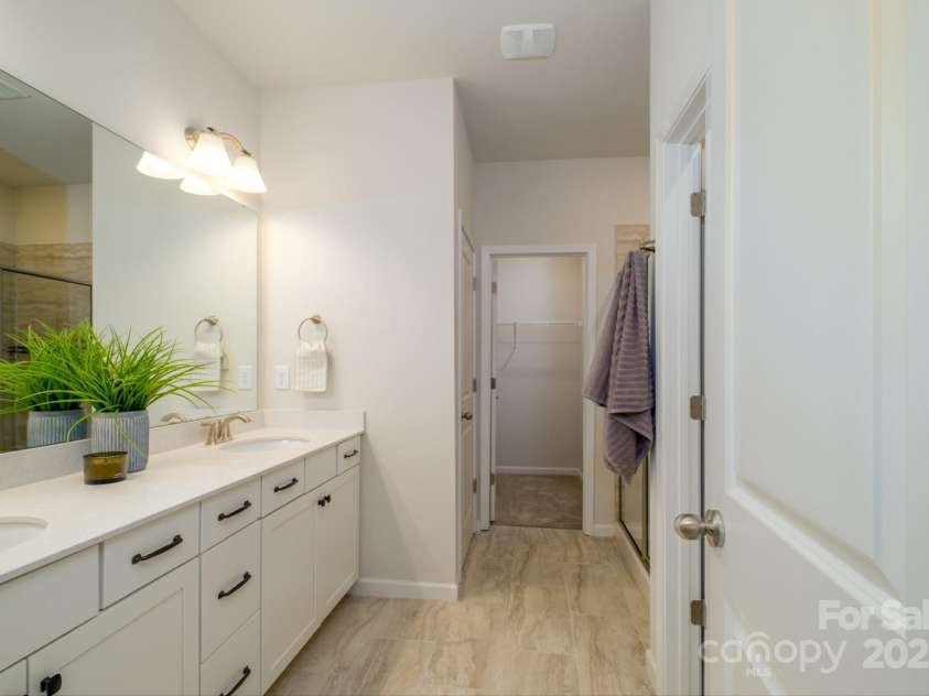 8157 Merryvale Lane, Charlotte, NC 28214.  MLS# CAR4228932, YatesRealty ID 4636. Bedroom 2