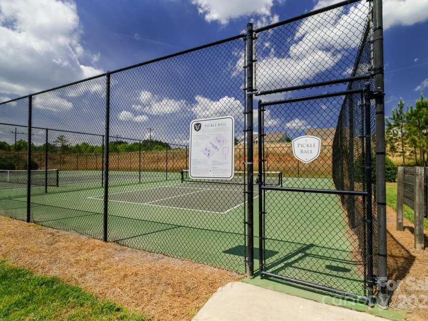 8157 Merryvale Lane, Charlotte, NC 28214.  MLS# CAR4228932, YatesRealty ID 4636. Bedroom 3