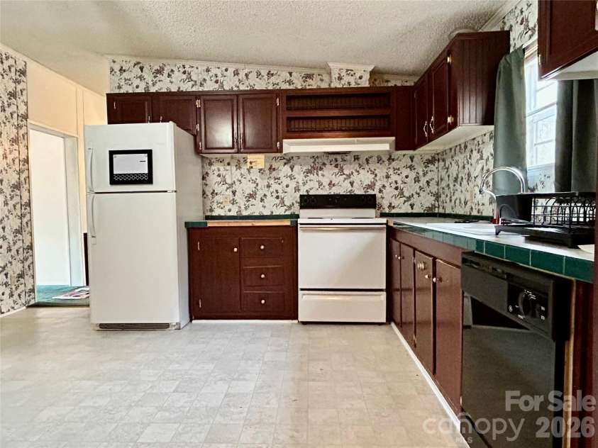 957 Osteen Road, York, SC 29745.  MLS# CAR4334643, YatesRealty ID 4636. 