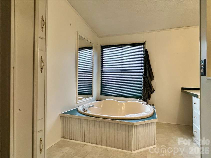957 Osteen Road, York, SC 29745.  MLS# CAR4334643, YatesRealty ID 4636. 