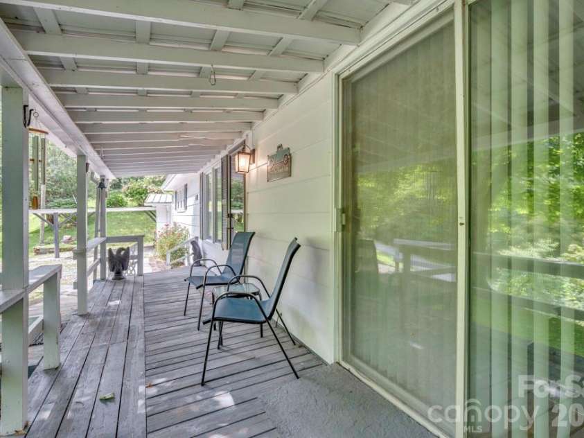 2850 Henson Creek Road, Newland, NC 28657.  MLS# CAR4417420, YatesRealty ID 46360. 