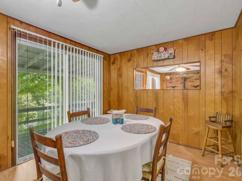 2850 Henson Creek Road, Newland, NC 28657.  MLS# CAR4417420, YatesRealty ID 46360. 