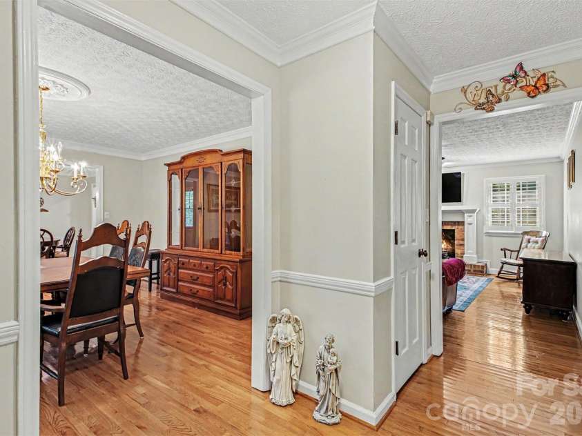 1204 Dumbarton Road, Gastonia, NC 28054.  MLS# CAR4417405, YatesRealty ID 46363. 