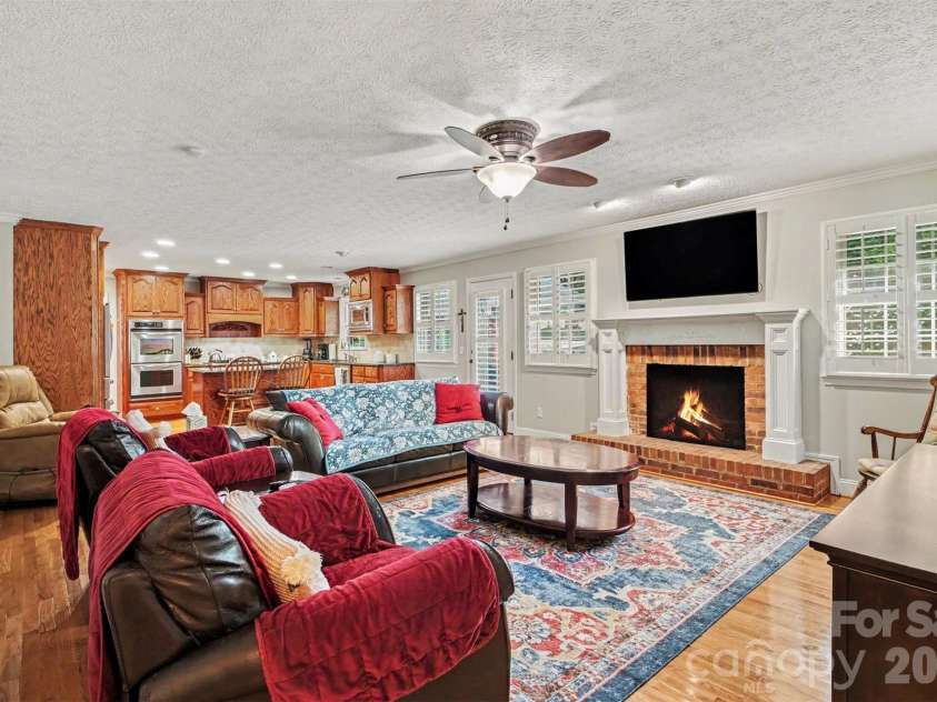 1204 Dumbarton Road, Gastonia, NC 28054.  MLS# CAR4417405, YatesRealty ID 46363. 