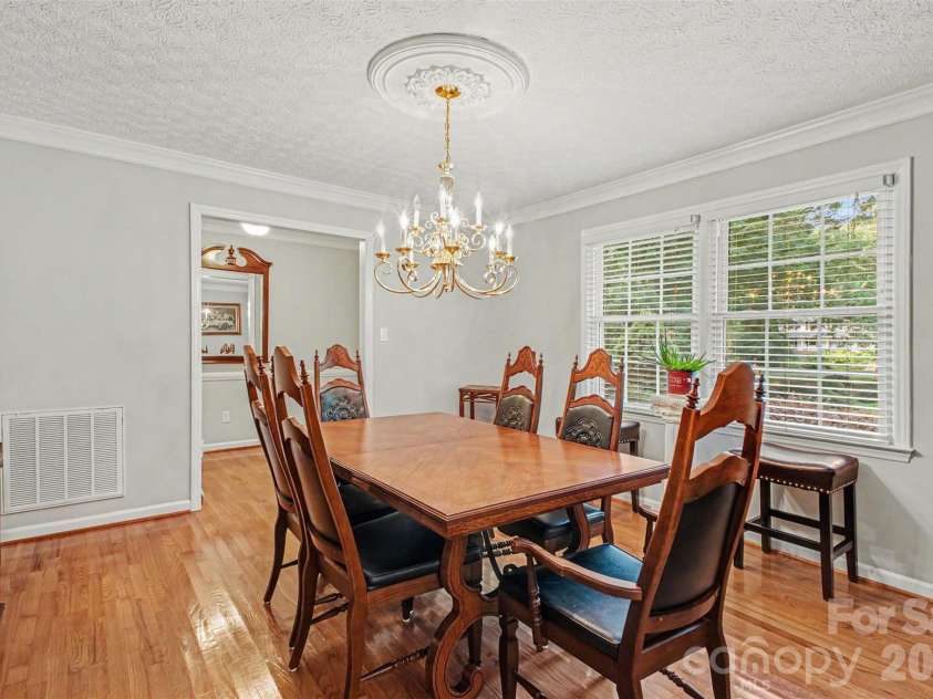 1204 Dumbarton Road, Gastonia, NC 28054.  MLS# CAR4417405, YatesRealty ID 46363. 