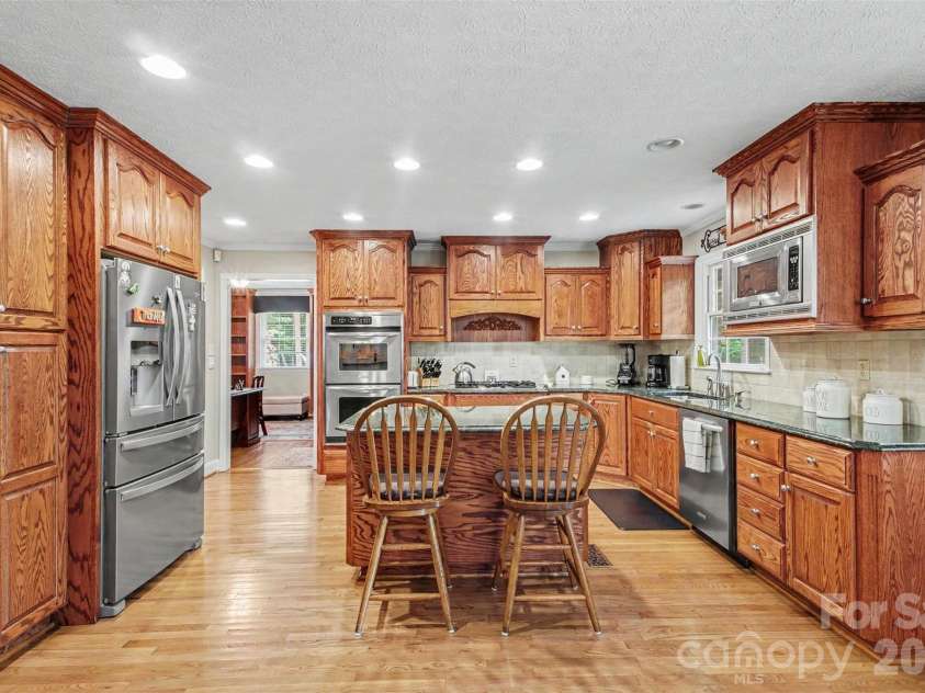 1204 Dumbarton Road, Gastonia, NC 28054.  MLS# CAR4417405, YatesRealty ID 46363. 