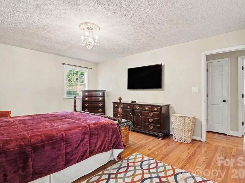 1204 Dumbarton Road, Gastonia, NC 28054.  MLS# CAR4417405, YatesRealty ID 46363. 
