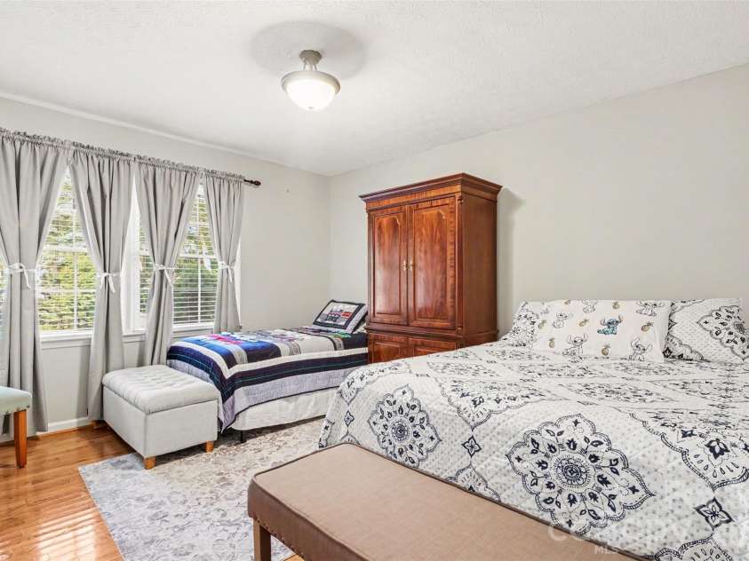 1204 Dumbarton Road, Gastonia, NC 28054.  MLS# CAR4417405, YatesRealty ID 46363. 