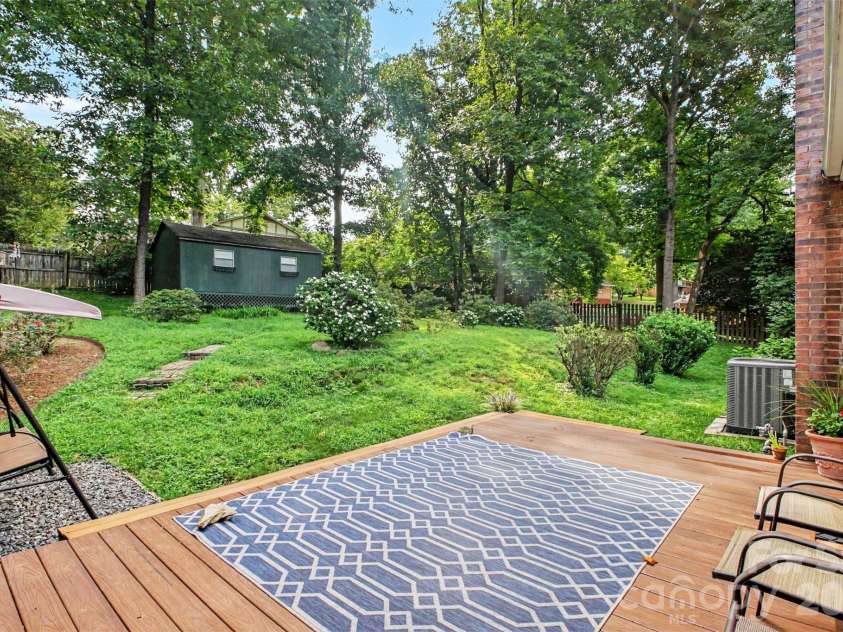 1204 Dumbarton Road, Gastonia, NC 28054.  MLS# CAR4417405, YatesRealty ID 46363. 