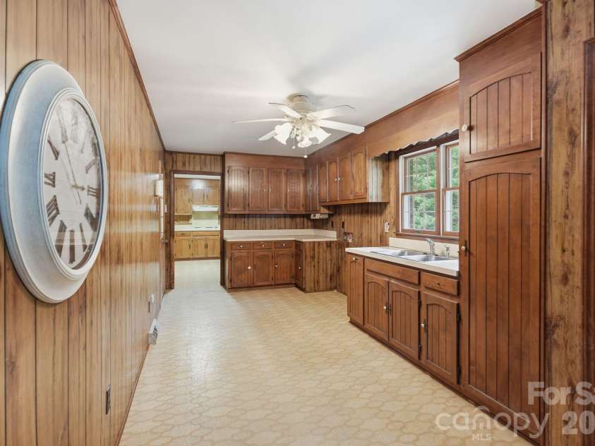 431 Costner School Road, Bessemer City, NC 28016.  MLS# CAR4416062, YatesRealty ID 46364. 