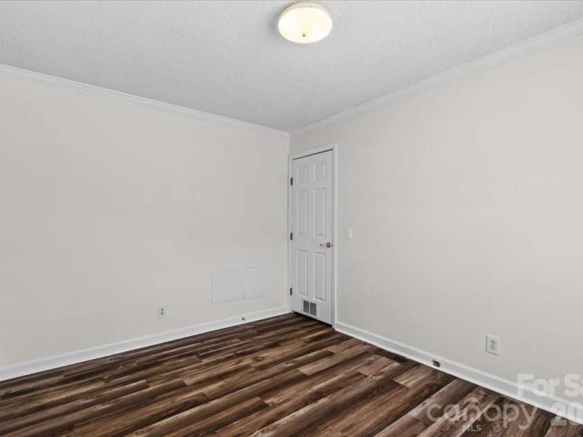 59 Trout Water Circle, Burnsville, NC 28714.  MLS# CAR4409802, YatesRealty ID 46365. 
