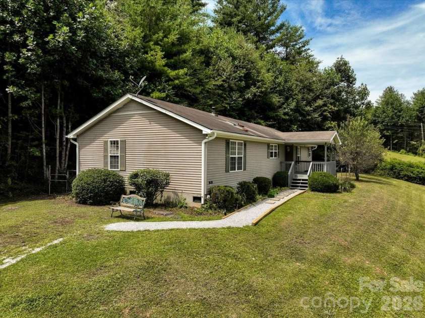 59 Trout Water Circle, Burnsville, NC 28714.  MLS# CAR4409802, YatesRealty ID 46365. 