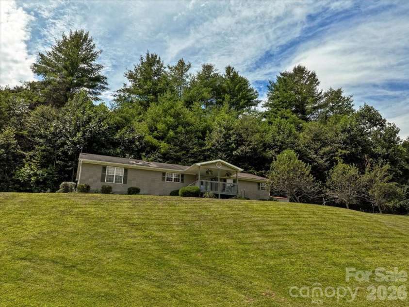 59 Trout Water Circle, Burnsville, NC 28714.  MLS# CAR4409802, YatesRealty ID 46365. 