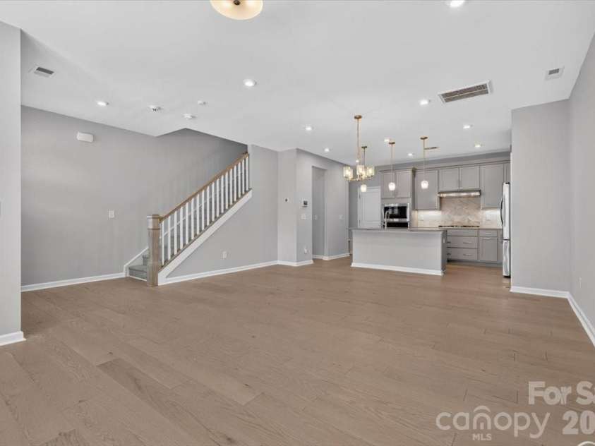 5940 Mantle Way, Kannapolis, NC 28081.  MLS# CAR4385702, YatesRealty ID 46366. 