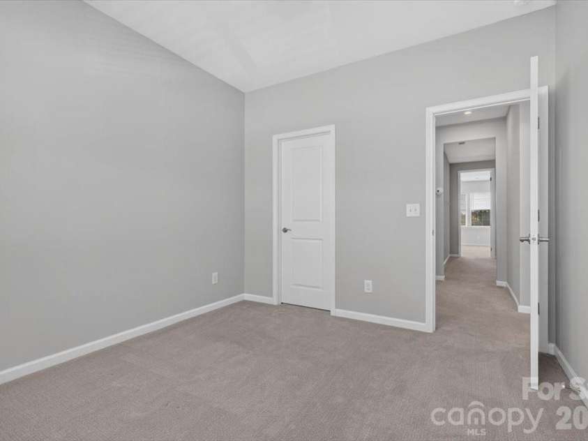 5940 Mantle Way, Kannapolis, NC 28081.  MLS# CAR4385702, YatesRealty ID 46366. 