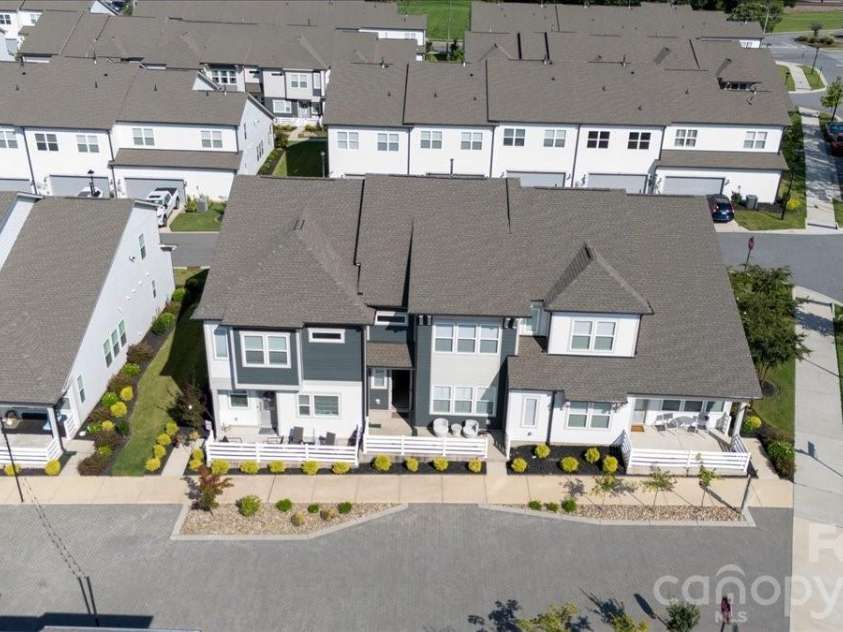 5940 Mantle Way, Kannapolis, NC 28081.  MLS# CAR4385702, YatesRealty ID 46366. 