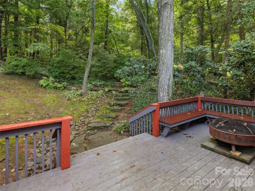 36 Auburndale Drive, Asheville, NC 28806.  MLS# CAR4353814, YatesRealty ID 4637. 