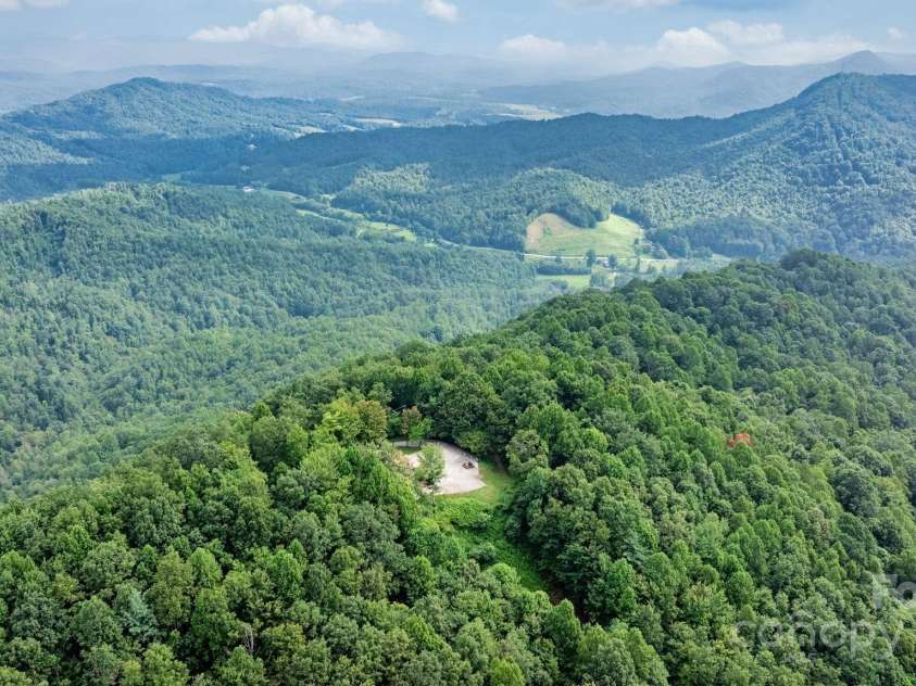 4415 Laurel Ridge Drive, Lenoir, NC 28645.  MLS# CAR4290774, YatesRealty ID 4637. 