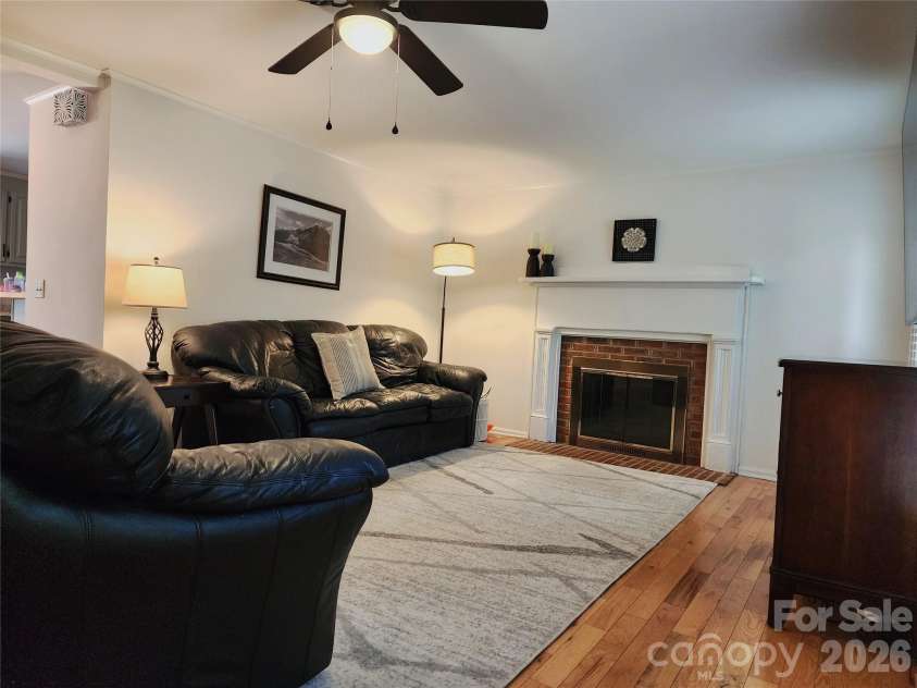 13505 O Toole Drive, Matthews, NC 28105.  MLS# CAR4417408, YatesRealty ID 46372. 