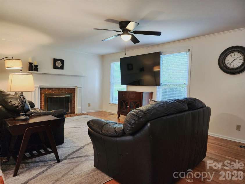 13505 O Toole Drive, Matthews, NC 28105.  MLS# CAR4417408, YatesRealty ID 46372. 