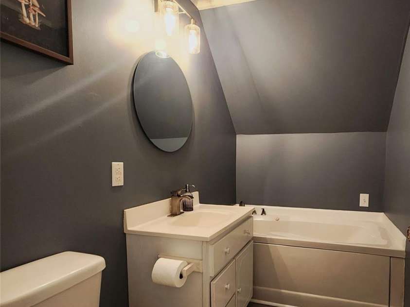 13505 O Toole Drive, Matthews, NC 28105.  MLS# CAR4417408, YatesRealty ID 46372. 