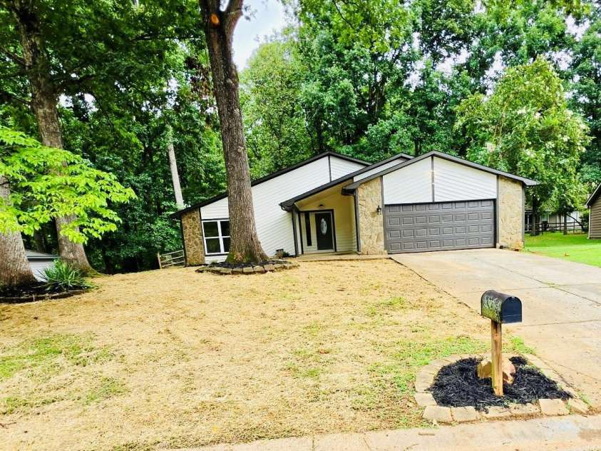 7424 Lawyers Station Drive, Mint Hill, NC 28227.  MLS# CAR4417385, YatesRealty ID 46373. 