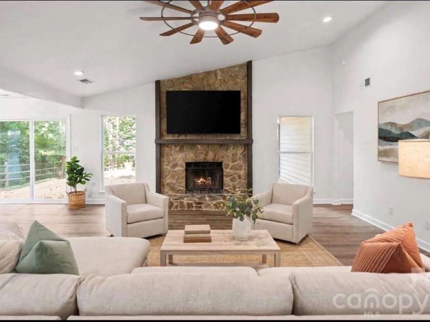 7424 Lawyers Station Drive, Mint Hill, NC 28227.  MLS# CAR4417385, YatesRealty ID 46373. 