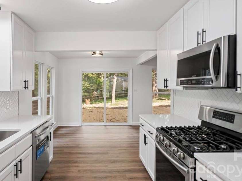 7424 Lawyers Station Drive, Mint Hill, NC 28227.  MLS# CAR4417385, YatesRealty ID 46373. 