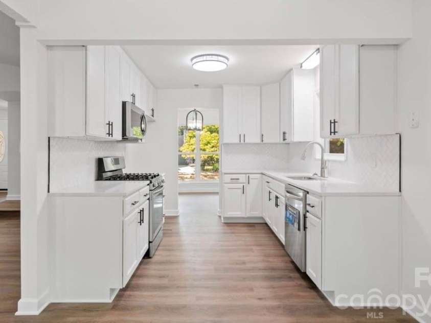 7424 Lawyers Station Drive, Mint Hill, NC 28227.  MLS# CAR4417385, YatesRealty ID 46373. 