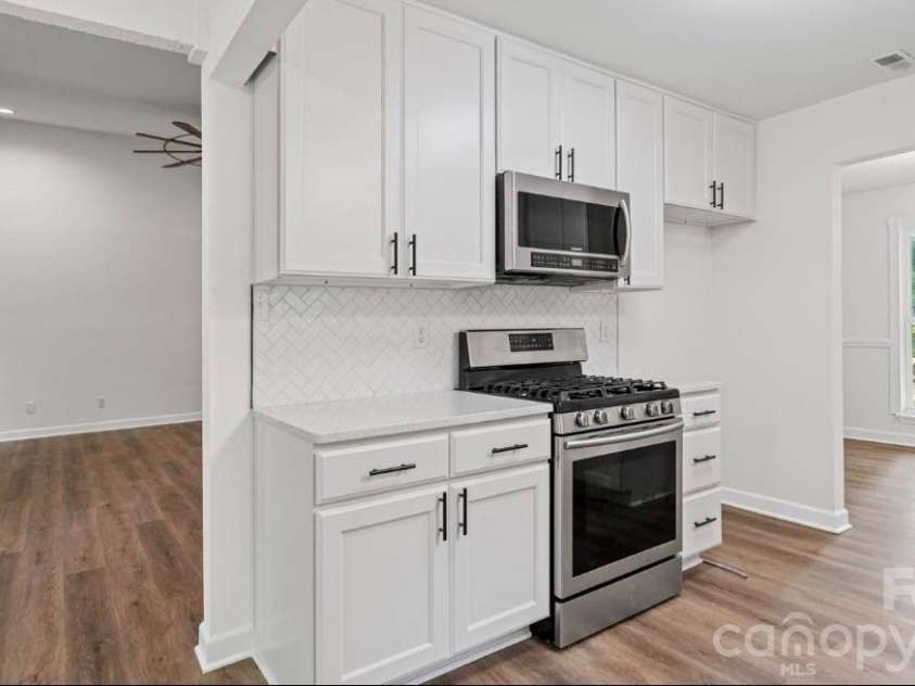 7424 Lawyers Station Drive, Mint Hill, NC 28227.  MLS# CAR4417385, YatesRealty ID 46373. 