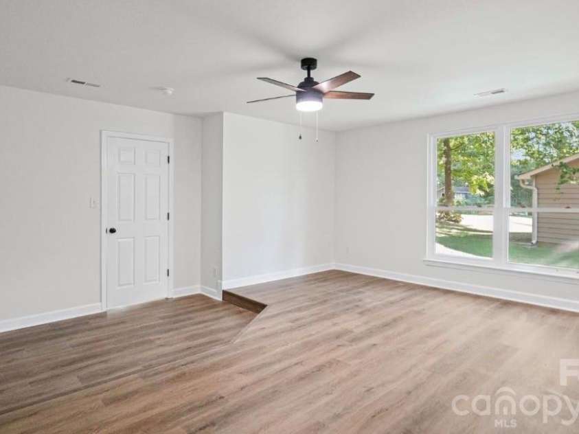 7424 Lawyers Station Drive, Mint Hill, NC 28227.  MLS# CAR4417385, YatesRealty ID 46373. 